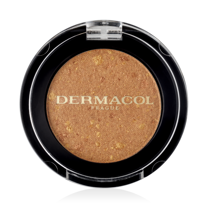 Eyeshadow with a shimmering effect